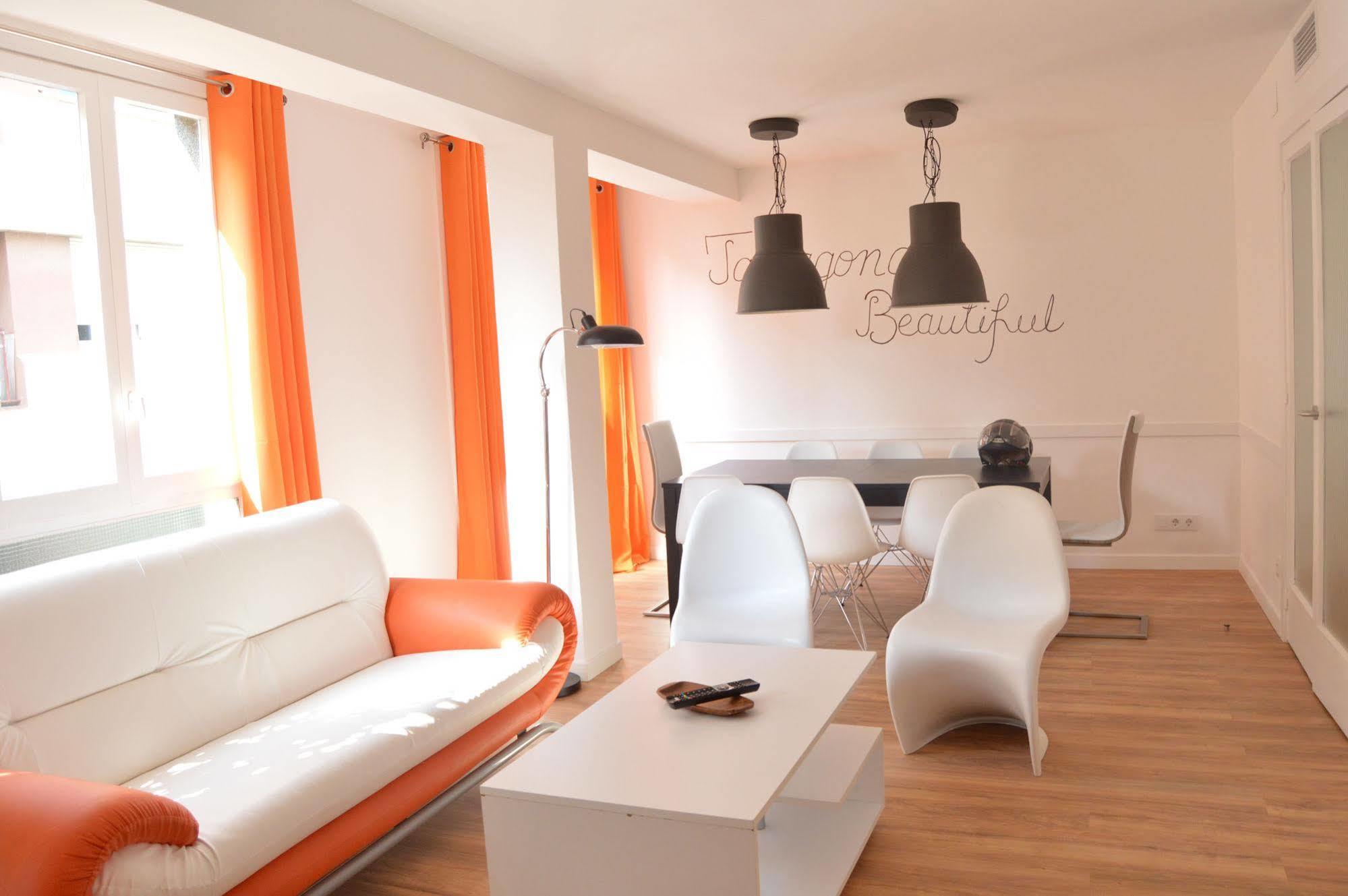 Ad Boutique I